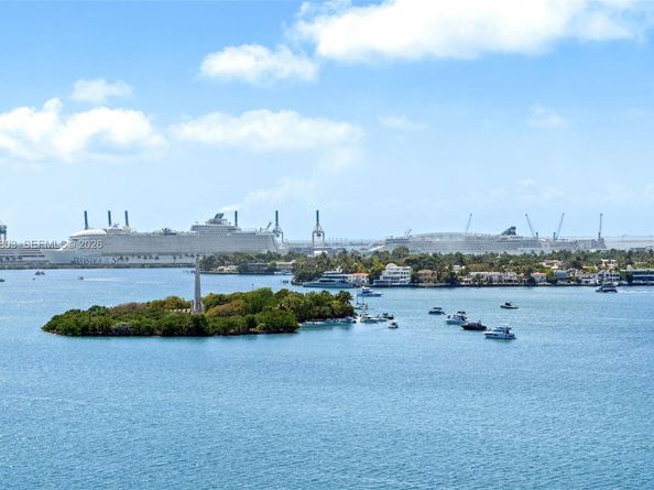 3 Island Ave PHG, Miami Beach FL 33139