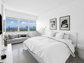 3 Island Ave PHG, Miami Beach FL 33139