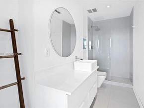 3 Island Ave PHG, Miami Beach FL 33139