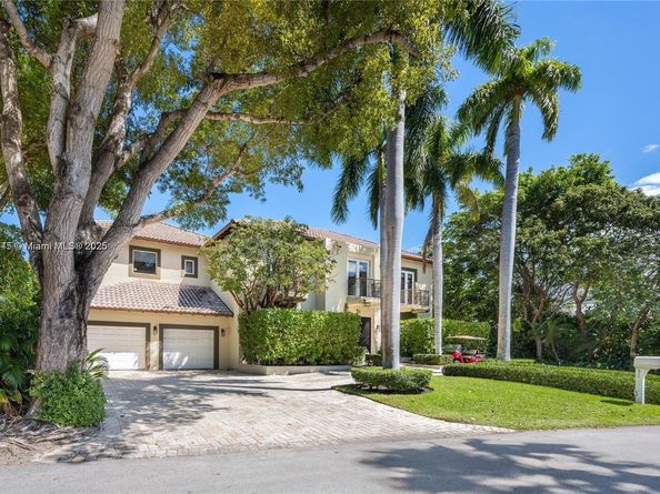 31 Island Dr, Key Biscayne FL 33149