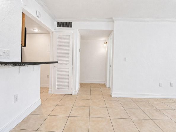 8615 SW 68th Ct 22, Pinecrest FL 33156