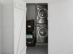 15694 NE 10th Ct, North Miami Beach FL 33162