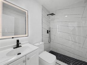 15694 NE 10th Ct, North Miami Beach FL 33162