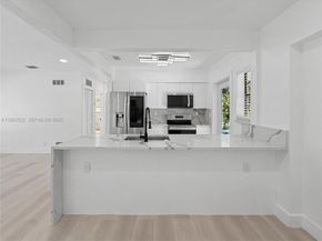 15694 NE 10th Ct, North Miami Beach FL 33162