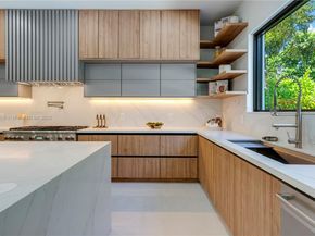 6401 SW 84th St, Miami FL 33143