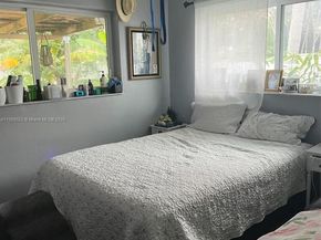 6221 SW 26th St, Miramar FL 33023