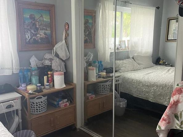 6221 SW 26th St, Miramar FL 33023