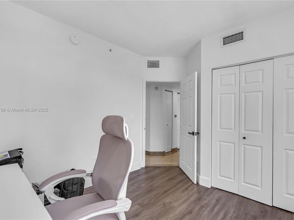 1723 SW 2nd Ave 902, Miami FL 33129