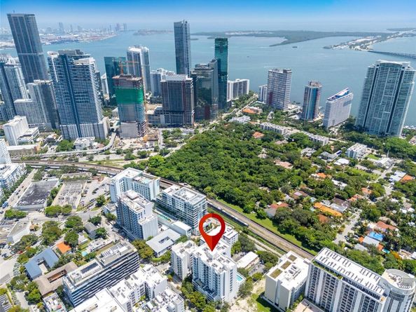 1723 SW 2nd Ave 902, Miami FL 33129