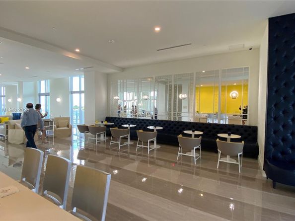 2000 Metropica Way 2406, Sunrise FL 33323