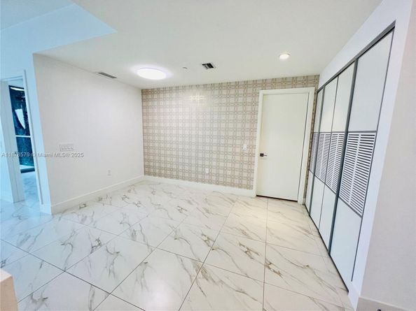 2000 Metropica Way 2406, Sunrise FL 33323