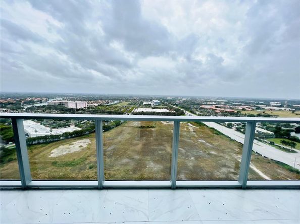2000 Metropica Way 2406, Sunrise FL 33323