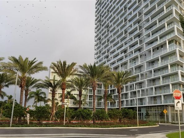 2000 Metropica Way 2406, Sunrise FL 33323