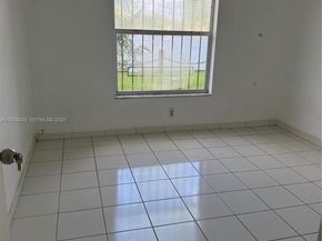 5199 NW 7th St 115, Miami FL 33126