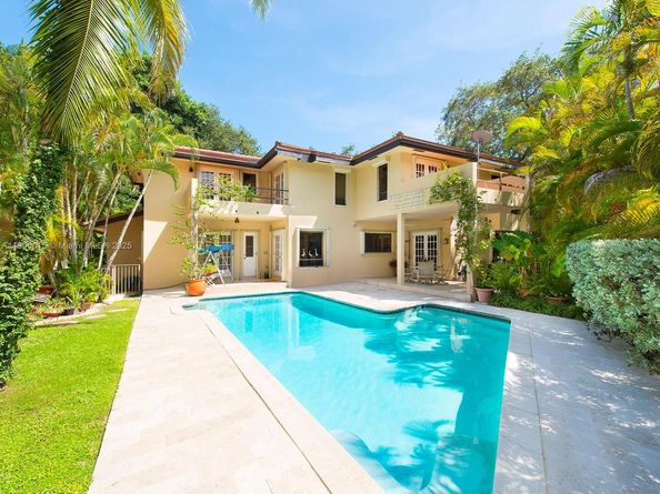7950 Old Cutler Rd, Coral Gables FL 33143