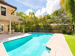 7950 Old Cutler Rd, Coral Gables FL 33143