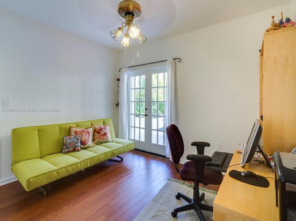 7950 Old Cutler Rd, Coral Gables FL 33143