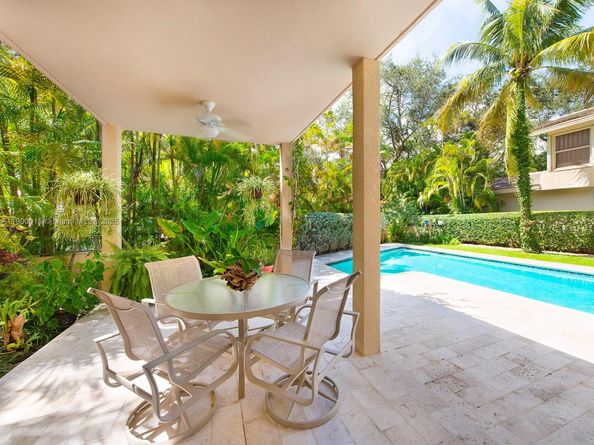 7950 Old Cutler Rd, Coral Gables FL 33143