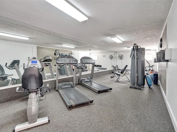 2181 NE 67th St 622, Fort Lauderdale FL 33308