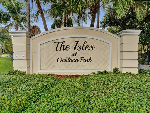 2181 NE 67th St 622, Fort Lauderdale FL 33308