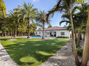 6845 SW 52nd St, Miami FL 33155