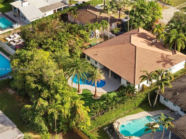 6845 SW 52nd St, Miami FL 33155