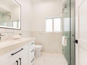 6845 SW 52nd St, Miami FL 33155