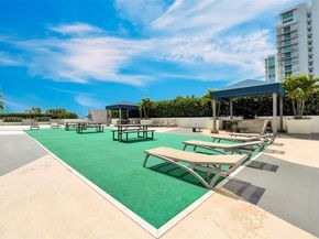 1871 NW S River Dr 501, Miami FL 33125