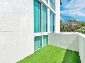 1871 NW S River Dr 501, Miami FL 33125