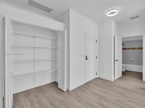 1871 NW S River Dr 501, Miami FL 33125