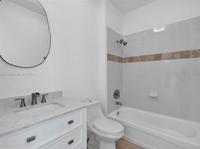 1871 NW S River Dr 501, Miami FL 33125