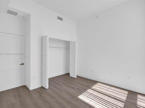 1871 NW S River Dr 501, Miami FL 33125