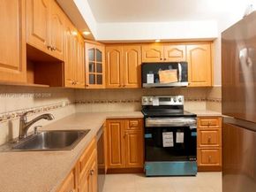 447 NE 195th St 217, Miami FL 33179