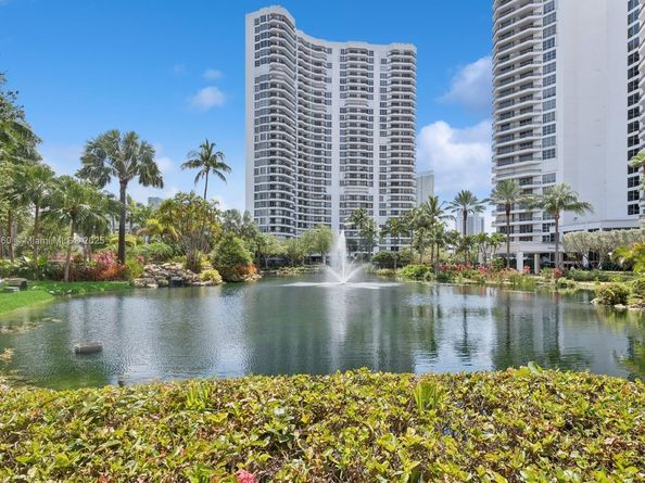 3600 Mystic Pointe Dr 1801, Aventura FL 33180