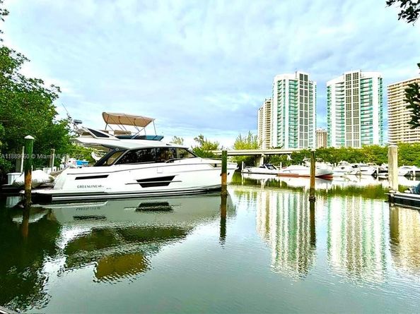 3600 Mystic Pointe Dr 1801, Aventura FL 33180