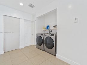 20340 NW 42nd Ave, Miami Gardens FL 33055