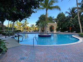 19501 W Country Club Dr 1710, Aventura FL 33180