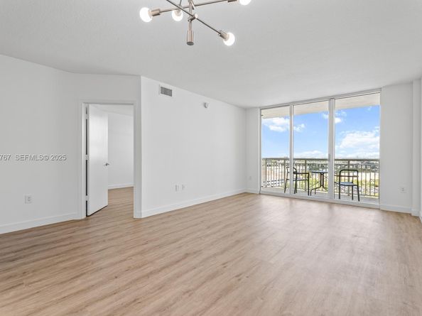 19501 W Country Club Dr 1710, Aventura FL 33180