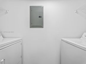 19501 W Country Club Dr 1710, Aventura FL 33180