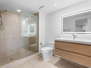 19501 W Country Club Dr 1710, Aventura FL 33180