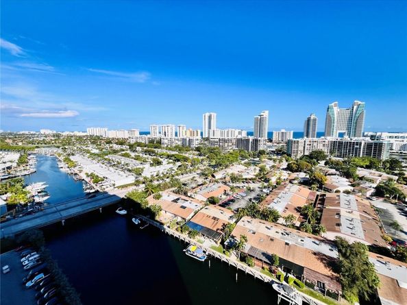 2500 Parkview Dr 1803, Hallandale Beach FL 33009