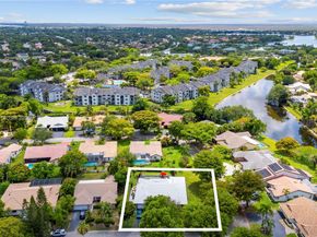 988 NW 110th Ave, Coral Springs FL 33071
