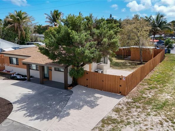 654 NW 45th St, Oakland Park FL 33309