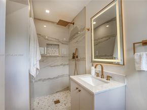 654 NW 45th St, Oakland Park FL 33309