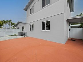 30365 SW 152nd Ct, Homestead FL 33033