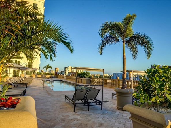 10 Aragon Ave 1412, Coral Gables FL 33134