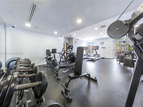 10 Aragon Ave 1412, Coral Gables FL 33134