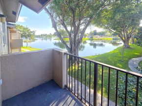 2331 NW 96th Ter 17L, Pembroke Pines FL 33024