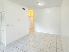2331 NW 96th Ter 17L, Pembroke Pines FL 33024