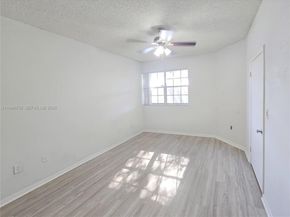 2331 NW 96th Ter 17L, Pembroke Pines FL 33024